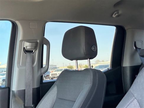 Used 2024 Chevrolet Silverado 1500 Custom image 13