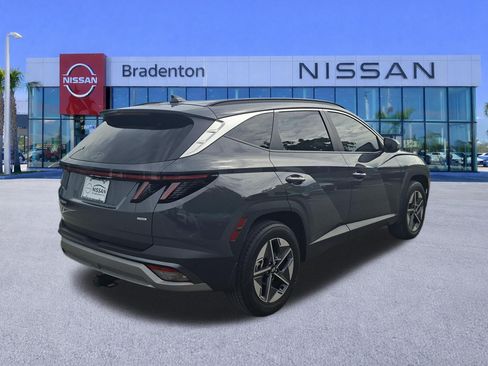 Used 2025 Hyundai Tucson SEL AWD/4WD image 5