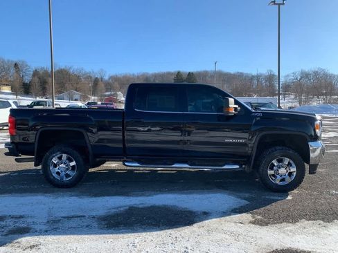 Used 2015 GMC Sierra 2500 SLE w/ SLE Preferred Package image 4