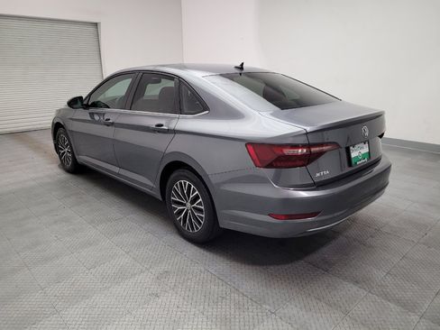 Used 2021 Volkswagen Jetta SE FWD image 5