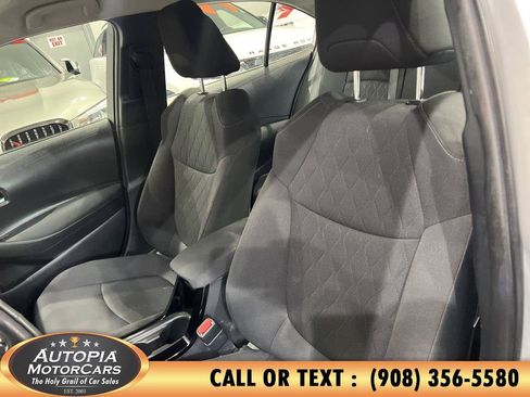 Used 2020 Toyota Corolla LE FWD image 11