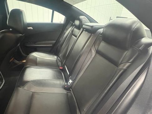 Used 2015 Dodge Charger SXT w/ AWD Plus Group image 8