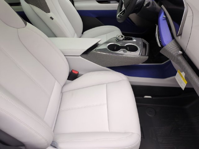 Used 2027 Cadillac Optiq Sport w/ LPO, Floor Liner Package AWD/4WD image 27
