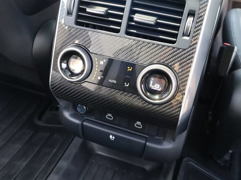 Used 2022 Land Rover Range Rover Sport SVR AWD/4WD image 34