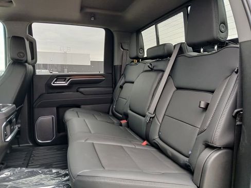 New 2026 GMC Sierra 2500 Denali w/ Denali Reserve Package AWD/4WD image 13