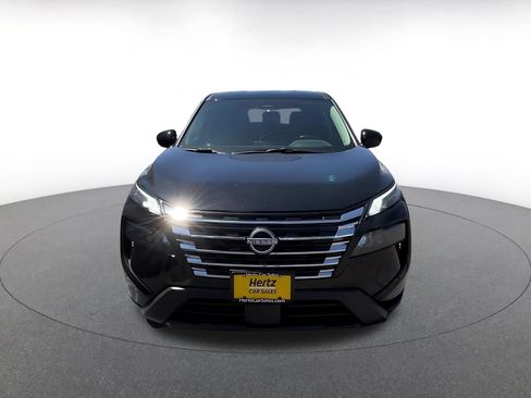 Used 2025 Nissan Rogue SV AWD/4WD image 4