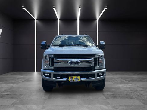 Used 2019 Ford F350 XLT w/ XLT Premium Package image 2