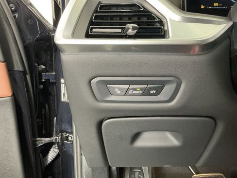 Certified 2025 BMW X6 M60i image 17