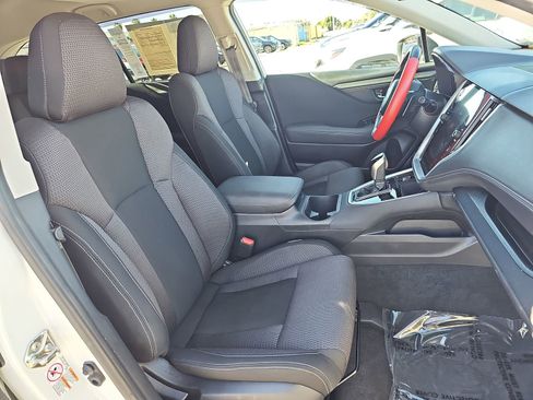 Used 2020 Subaru Outback Premium image 10