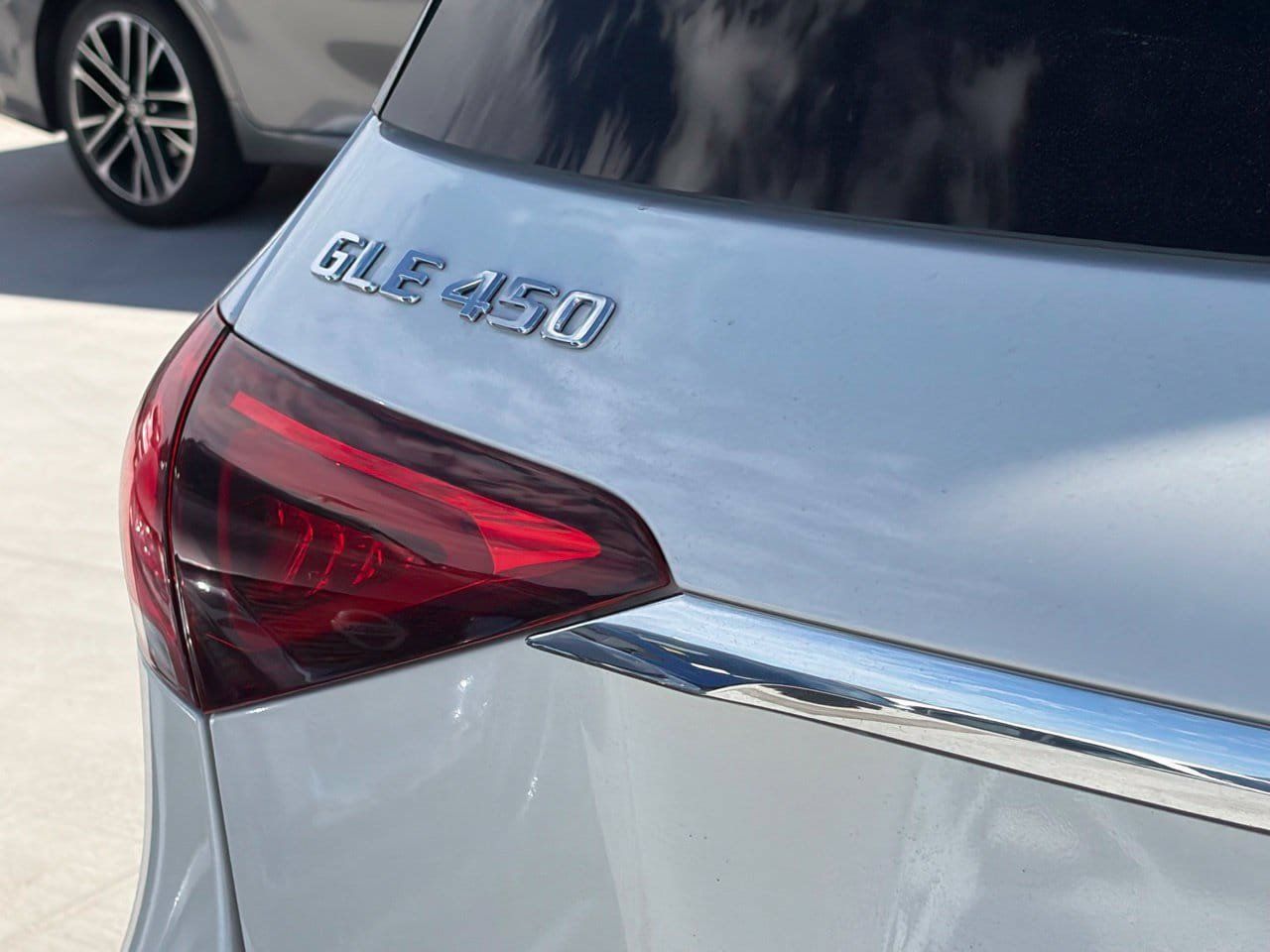 Used 2022 Mercedes-Benz GLE 450 4MATIC image 5