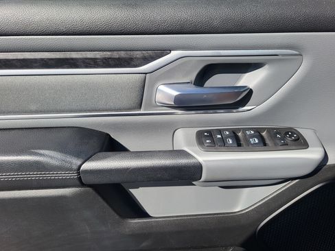Used 2021 RAM 1500 Big Horn AWD/4WD image 17