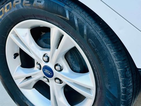 Used 2014 Ford Focus SE image 21