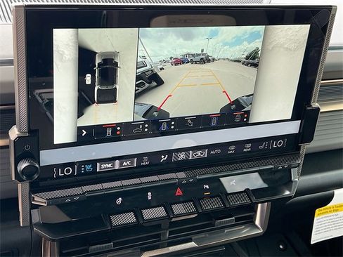 New 2025 GMC Hummer EV 3X image 9