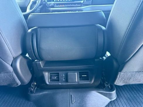 Used 2024 Chevrolet Silverado 1500 LT w/ All Star Edition Plus AWD/4WD image 17