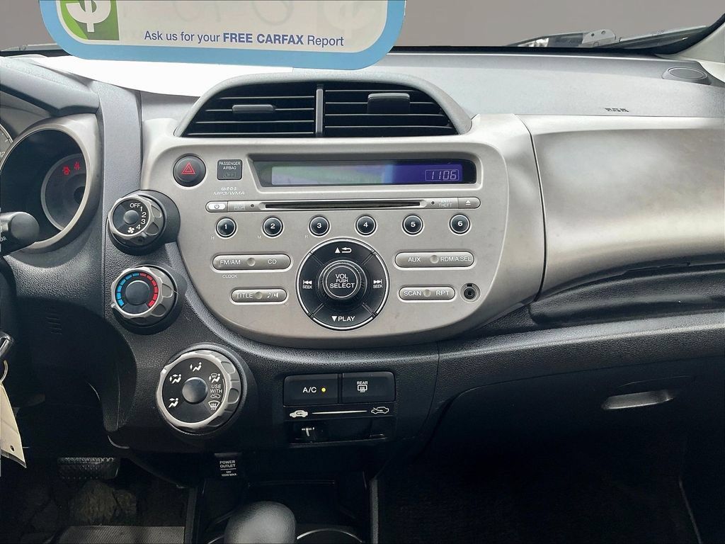 Used 2010 Honda Fit image 9