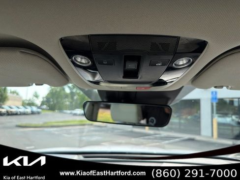 Used 2023 Kia Sorento S w/ Panoramic Sunroof Package AWD/4WD image 24