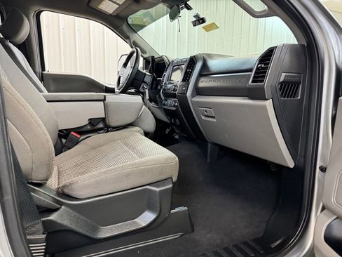 Used 2020 Ford F250 XLT image 24