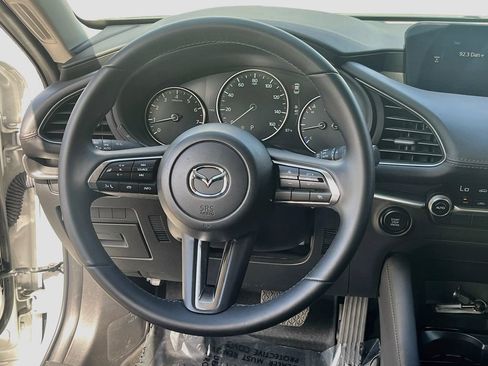 Used 2025 MAZDA MAZDA3 s FWD image 20