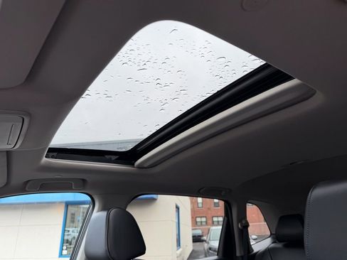 Certified 2023 Honda CR-V EX-L image 4