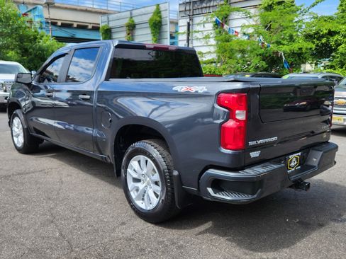 Used 2022 Chevrolet Silverado 1500 Custom AWD/4WD image 4