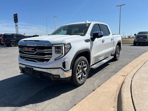 Used 2025 GMC Sierra 1500 SLT w/ SLT Convenience Package AWD/4WD image 1