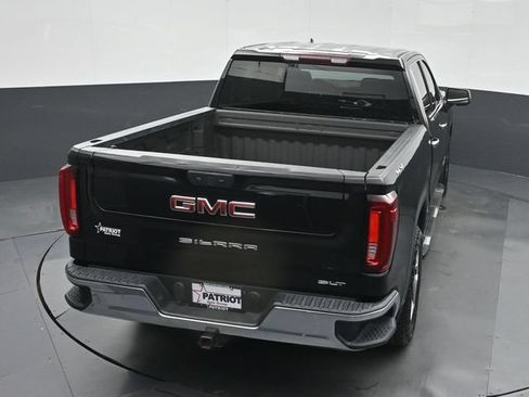 Used 2022 GMC Sierra 1500 SLT w/ SLT Convenience Package AWD/4WD image 37