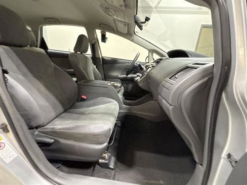 Used 2012 Toyota Prius V Two image 19