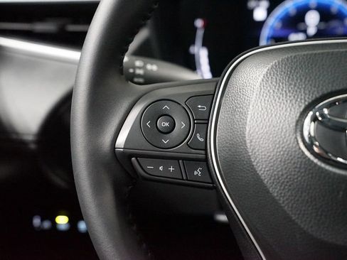 Certified 2026 Toyota Corolla Cross LE image 12