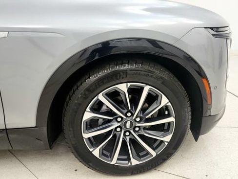 Used 2024 Cadillac Lyriq Sport RWD image 21