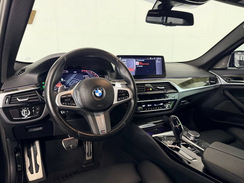 Used 2023 BMW 530i w/ M Sport Package RWD image 15