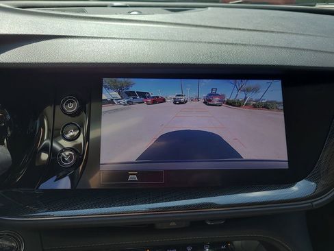 Used 2021 Buick Envision Preferred image 22