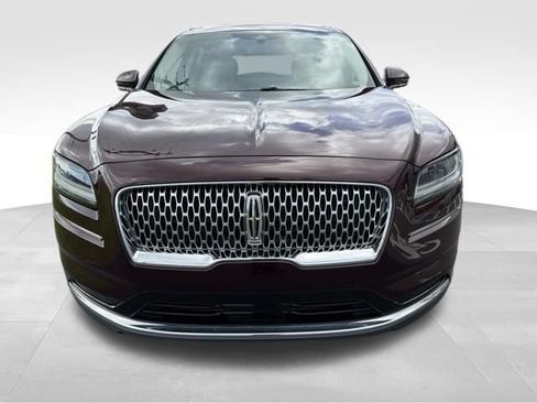 Used 2022 Lincoln Nautilus FWD w/ Premium Package image 2