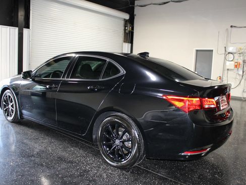 Used 2020 Acura TLX FWD image 5