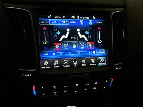 Used 2019 Maserati Levante Trofeo AWD/4WD image 32