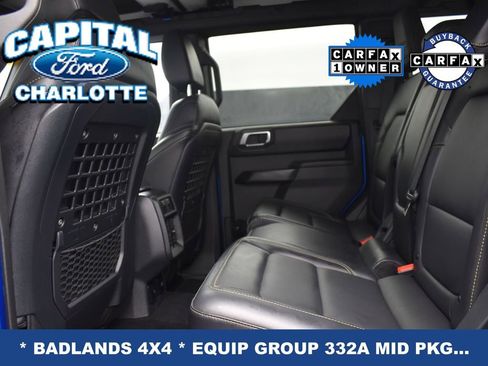 Used 2025 Ford Bronco Badlands image 11