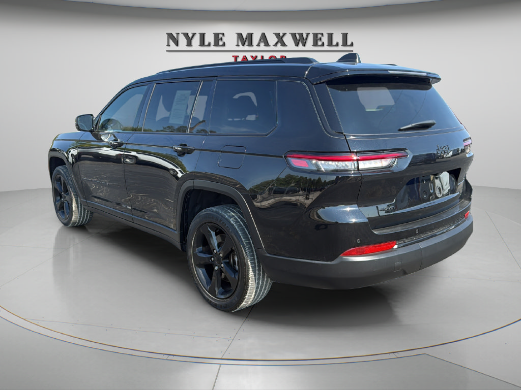 Used 2023 Jeep Grand Cherokee L Laredo AWD/4WD image 11