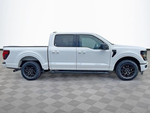 Used 2024 Ford F150 XLT w/ XLT Black Appearance Package RWD image 13