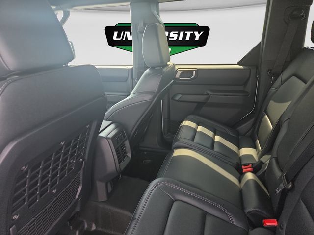 New 2026 Ford Bronco Badlands w/ Black Appearance Package AWD/4WD image 33