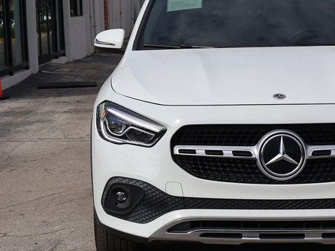 Used 2022 Mercedes-Benz GLA 250 w/ Premium Package Lite image 11