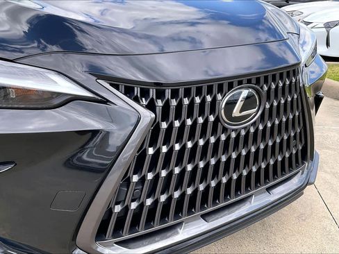 Used 2024 Lexus NX 250 FWD w/ Cold Area Package image 27