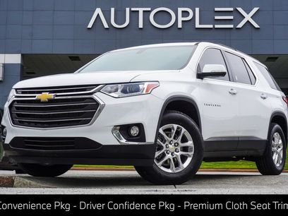 Used 2021 Chevrolet Traverse LT