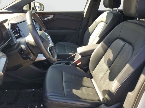 Used 2023 Audi Q4 e-tron Premium w/ 20" Wheel Package image 19