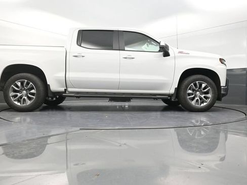Used 2022 Chevrolet Silverado 1500 LT w/ Z71 Off-Road Package AWD/4WD image 38