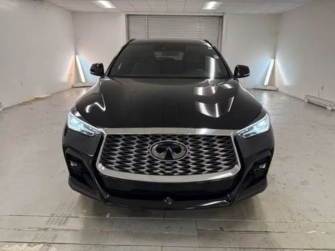 Used 2025 INFINITI QX55 Luxe image 2