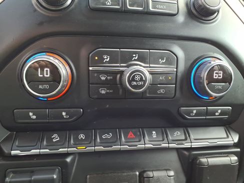 Used 2021 Chevrolet Silverado 1500 LT Trail Boss w/ Convenience Package II image 23