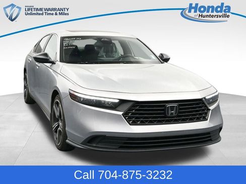 Used 2024 Honda Accord Sport image 1