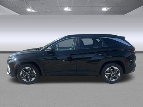 Used 2025 Hyundai Tucson SEL FWD image 6