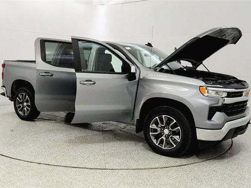 Used 2023 Chevrolet Silverado 1500 LT image 9