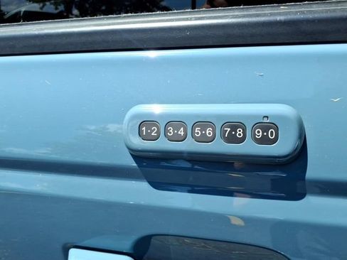 Used 2023 Ford Bronco Outer Banks AWD/4WD image 14