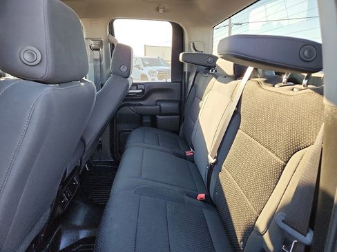 Used 2024 GMC Sierra 3500 Pro w/ Convenience Package image 9